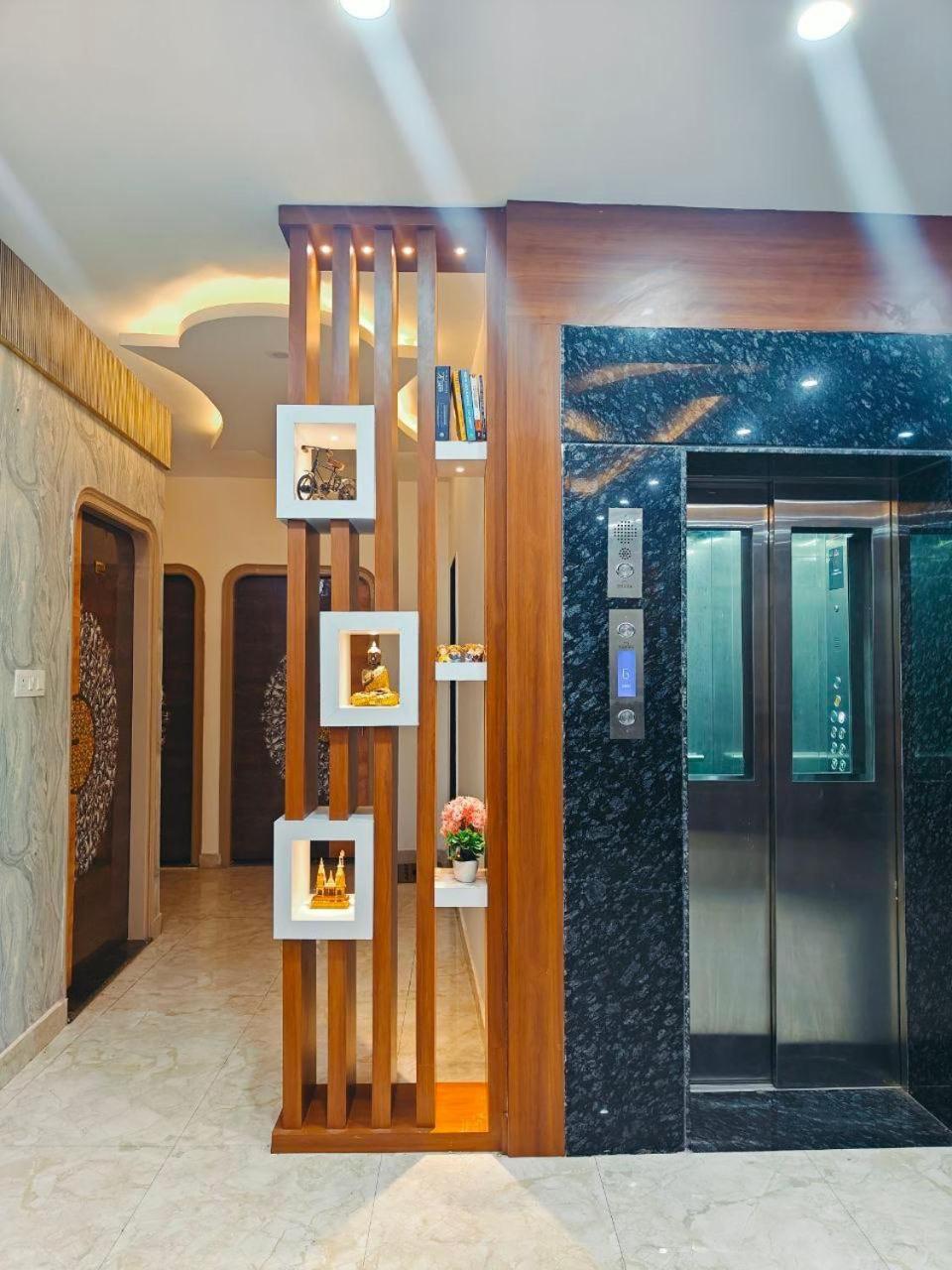 Hotel The Pushpraj Varanasi Exterior foto